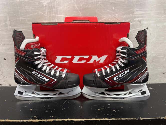Junior CCM JetSpeed FT480 Regular Width Size 5.5 Hockey Skates