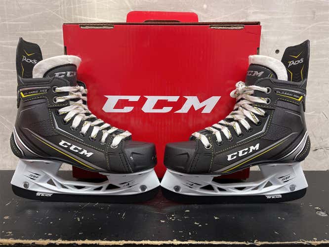 Junior CCM Tacks Classic Pro Regular Width Size 2 Hockey Skates