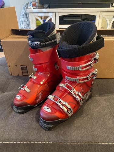 Men's All Mountain BEAST 10 Soft Flex Ski Boots