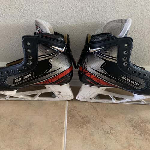 Senior Bauer Vapor X2.9 Regular Width  Size 9.5 Hockey Goalie Skates
