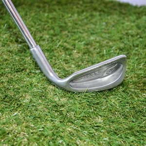 Wilson	1200 LT Perimeter Weighting	9 Iron	Right Handed	36"	Steel	Stiff	New Grip