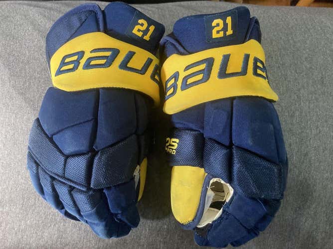 Bauer Supreme 2S Pro 14" Pro Stock Gloves MICHIGAN