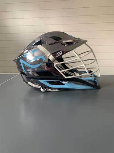 Chrome Adult Cascade S Helmet (DECALS REMOVABLE)