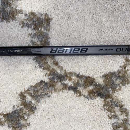 Senior Right Handed Nexus 8000   Hockey Stick