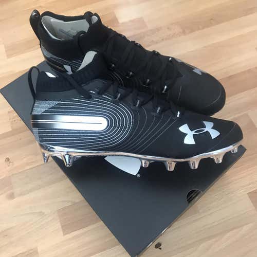 New In Box Size Men's 10.5 Under Armour Spotlight Cleats Black
