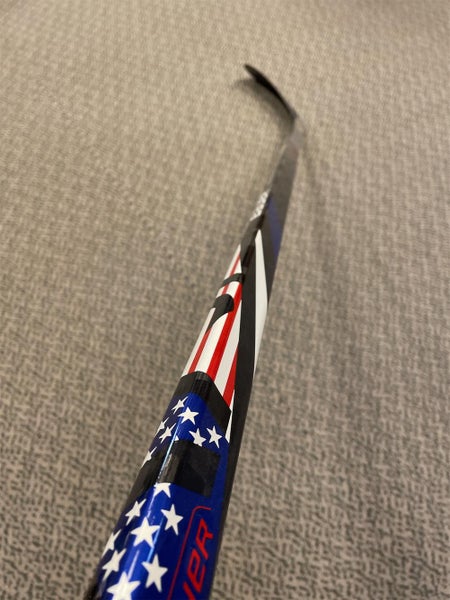 Senior Right Handed Vapor FlyLite P92M 87 Flex Hockey Stick