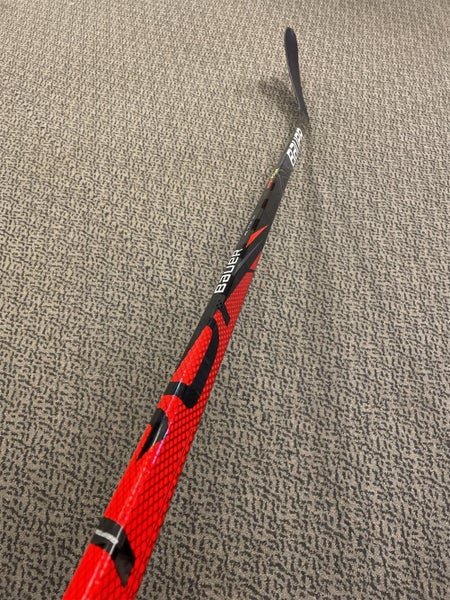 Senior Left Hand Vapor FlyLite P92 77 Flex Hockey Stick