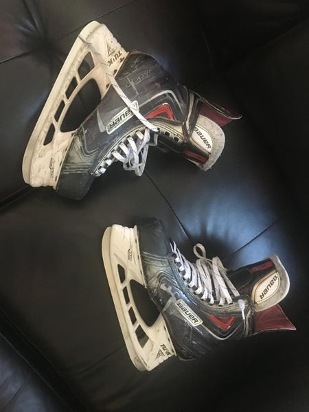 Used Vapor APX 2 Pro Stock Skates Extra Wide Width Size 7.5