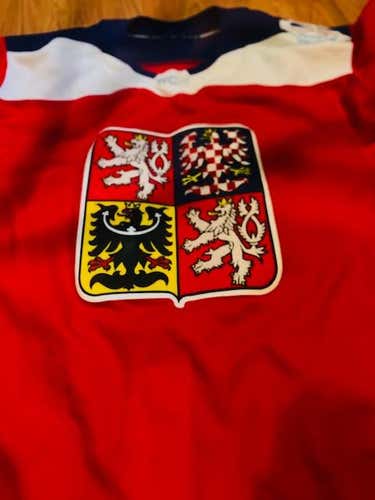 Czech Republic--White New Men's Adult Size 56 Adidas Jersey-Pro.