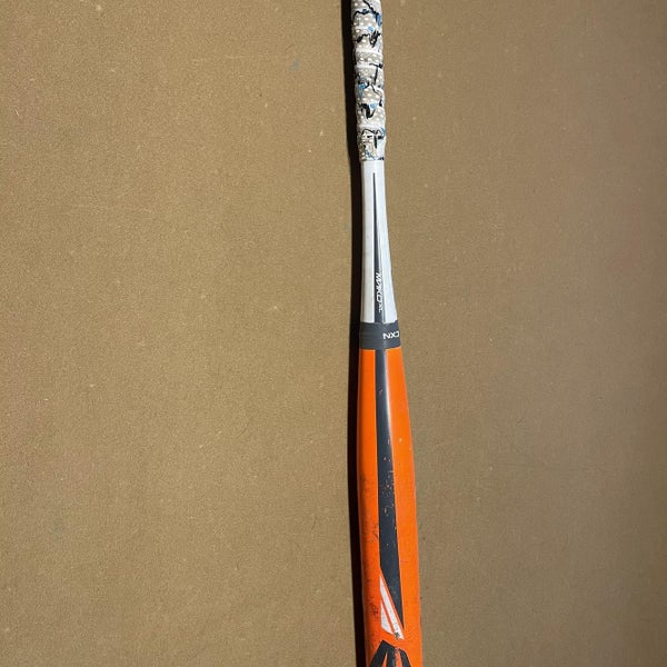 Kid Pitch (9YO-13YO) 2015 Easton Mako (-10) 21 oz 31" Bat