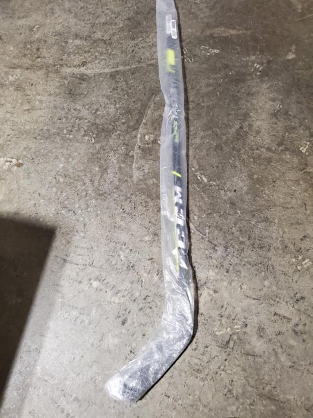 New Junior CCM Right Handed Super Tacks AS3 Pro Hockey Stick P28