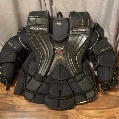 **LIMITED TIME OFFER** Senior Large Bauer 2x Pro Chest Protector