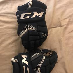 Blue Senior CCM Tacks 7092 13"  Gloves
