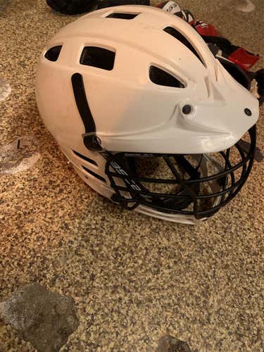 White Youth Player's Cascade Helmet