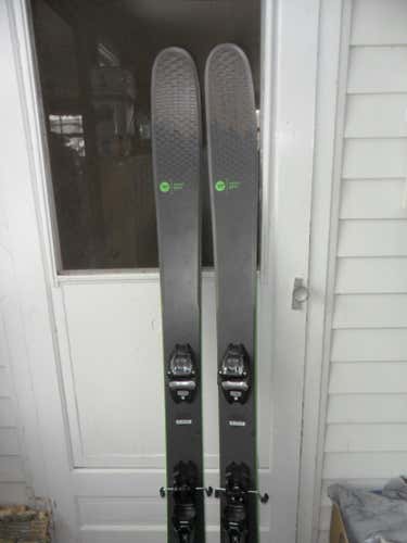 Used Men's 2020 Rossignol All Mountain Sky 7 HD Skis With Bindings Max Din 10