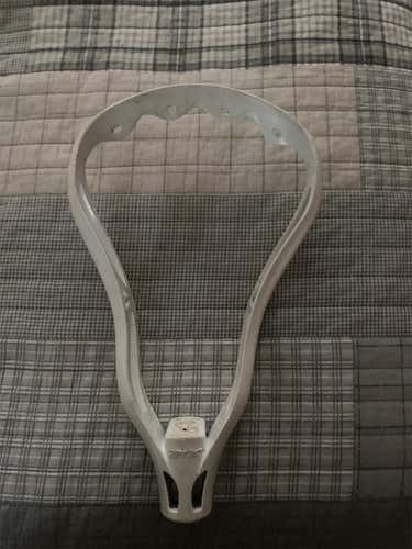 White Used Attack & Midfield STX AV8 Head