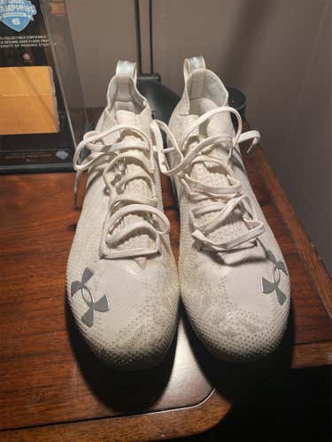 White Men's Under Armour Spotlight Lux MC Cleats