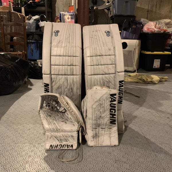 White Senior 35" Regular VE8 Goalie Full Set