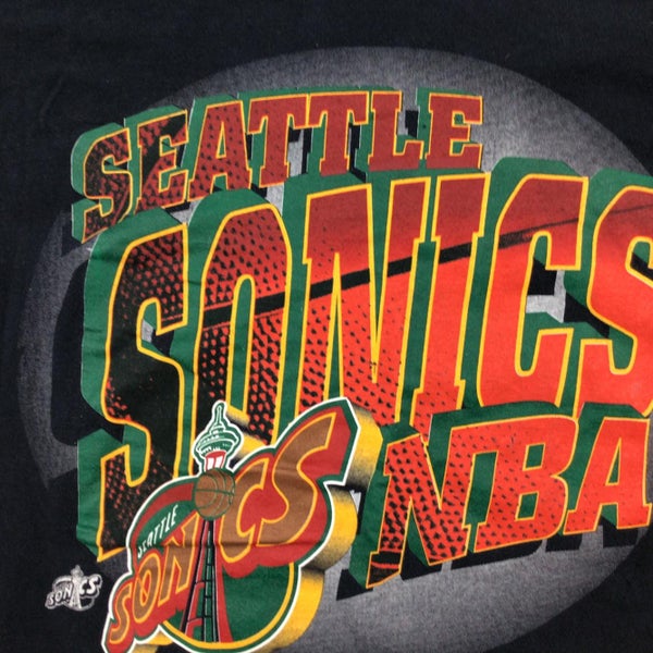 Vintage 1994 Seattle Supersonics T-Shirt by Waves. Men's XL (pre-owned)