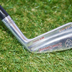 Wilson	Sam Snead Champ	4 Iron	Right Handed	37.75"	Steel	Stiff	New Grip