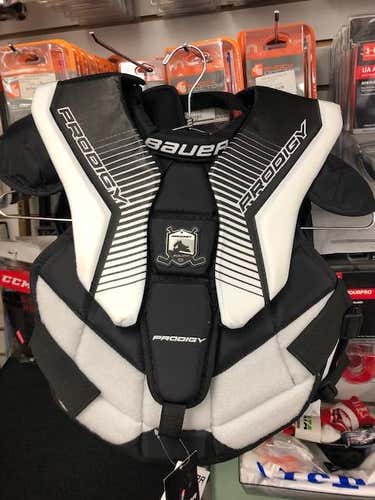 New Junior Large Bauer Prodigy 3.0 Goalie Chest Protector / LG / XL