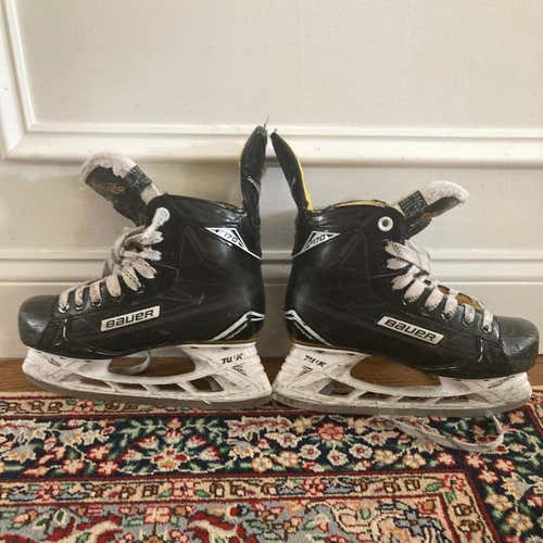 Used Junior Bauer Supreme 170 Hockey Skates Extra Wide Width Size 4