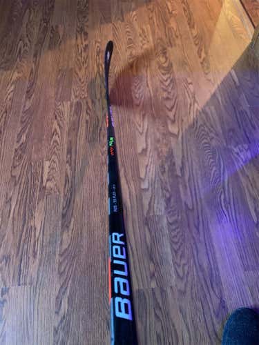 Intermediate Left Hand Fly Lite Toe Pattern  Hockey Stick