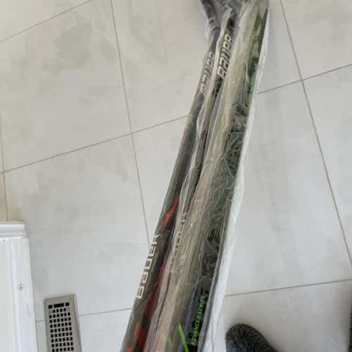 4 Pack Bauer Supreme ADV And Flylite Left Hand 77