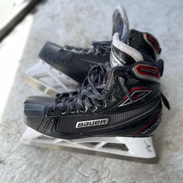Senior Bauer Vapor X700 Regular Width Size 8.5 Hockey Goalie Skates