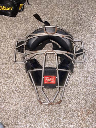 Rawlings Catchers Mask Two Piece College Issued Used Rawlings Catcher's Mask