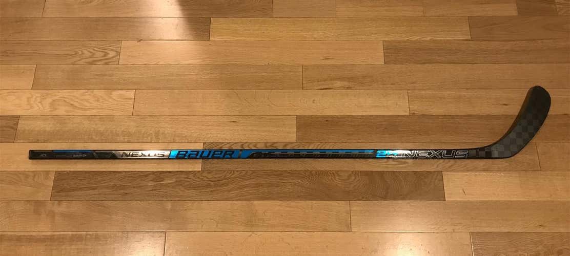 Bauer Nexus 2N Pro P92 77 Flex Grip Right Hand Senior Stick