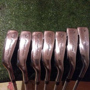 Tommy Armour 845 Ti Irons set (4-PW) Regular Steel shafts