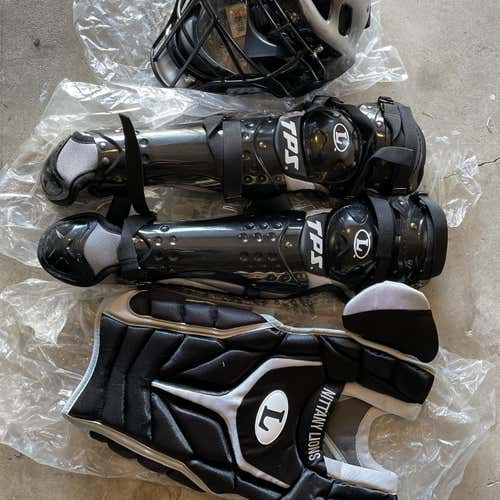 Penn State team Issued Louisville TPS Women’s Catchers Gear Combo