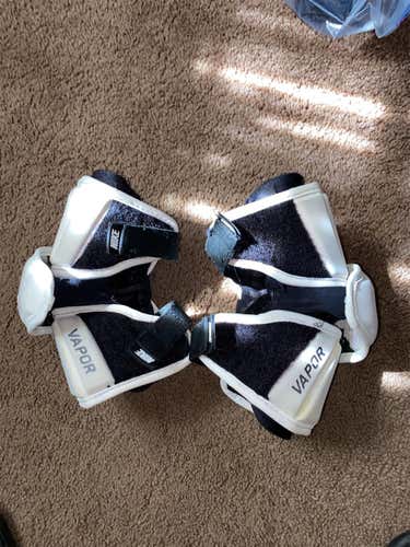 Nike Vapor Arm Pads Medium/Large