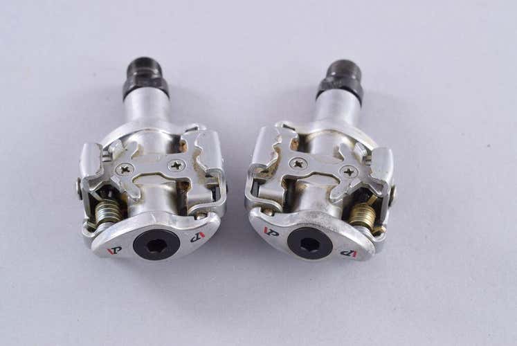 VP Components VP-102 Clipless Pedals 9/16" Silver Shimano SPD Cleat Compatible