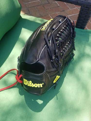 New Custom 12" Pro-issued Wilson Right Hand Throw A2000 D1 Pitcher's Glove