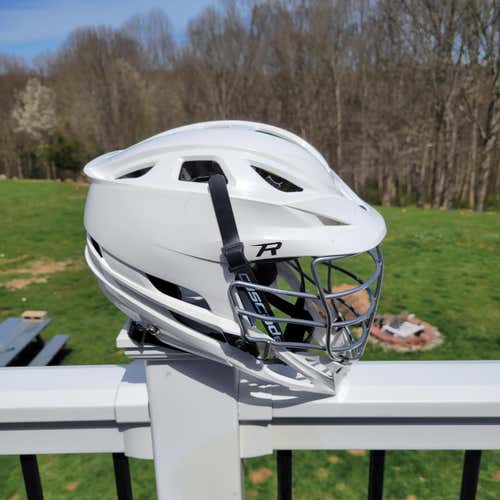 White Used Adult Player's Cascade Cascade R Helmet Helmet