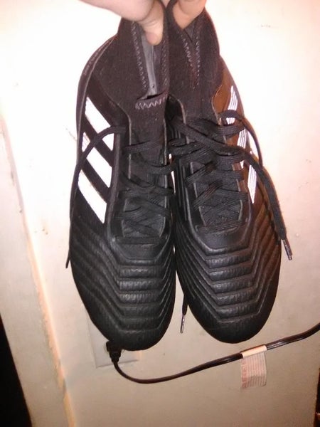 Black Used Unisex Size Men's 10.5 (W 11.5) Adidas Predator 18.3 Cleats