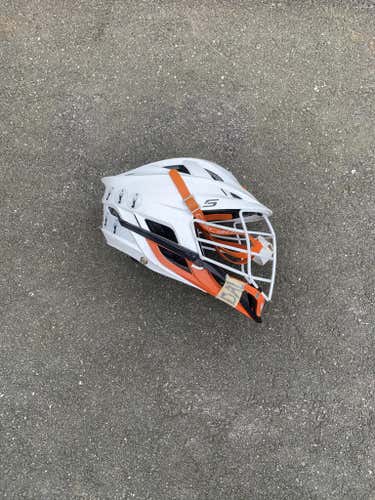 White Adult Player's Cascade S Helmet