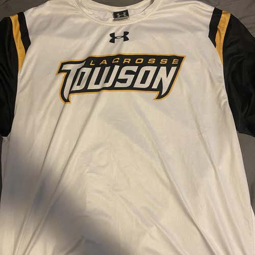 White Adult Large Under Armour Shirt