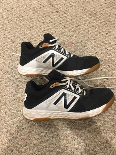 Size 10 New Balance Baseball Turf Cleats
