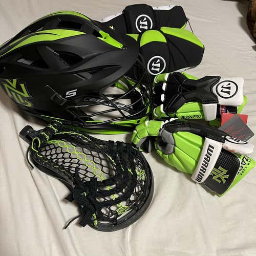 NY Lizards Bundle - Helmet, Gloves, Arm Pads, And A Head