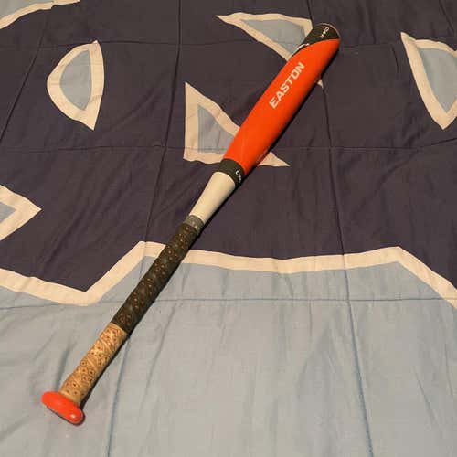 Minty Rare Easton Mako -11