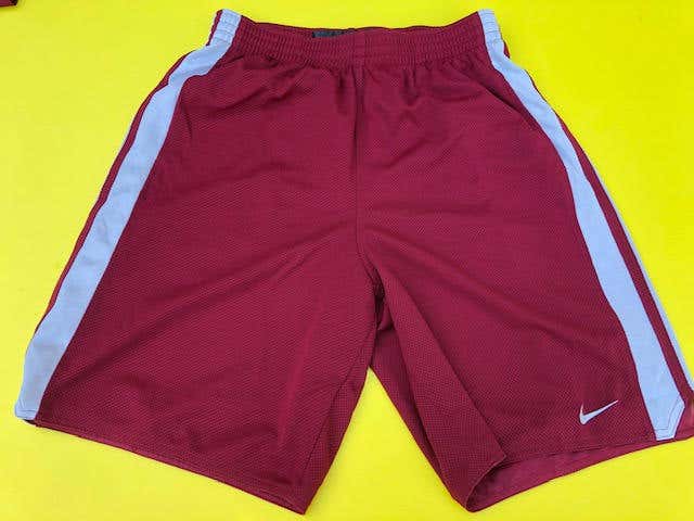 Red New Men's Adult Large Nike Shorts
