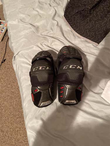 Senior Medium CCM RBZ 150  Elbow Pads