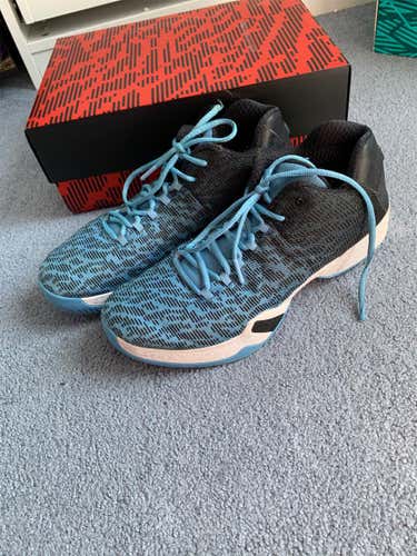 USED Air Jordan XX9 Low Men’s Size 11. Box Included EXCELLENT CONDITION