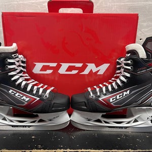 Senior CCM JetSpeed XTRA PRO Regular Width Size 7.5 Hockey Skates