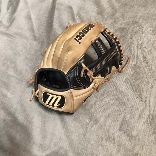 Used Right Hand Throw 11.75" Baseball Glove