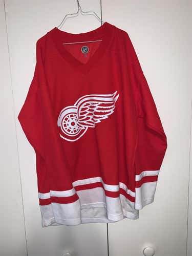 Red Adult Medium Other  Jersey