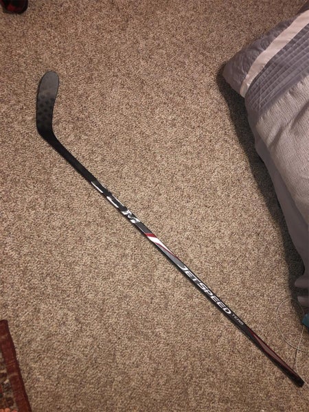 Senior Right Handed Jetspeed Team Mid Pattern Pro Stock Hockey Stick